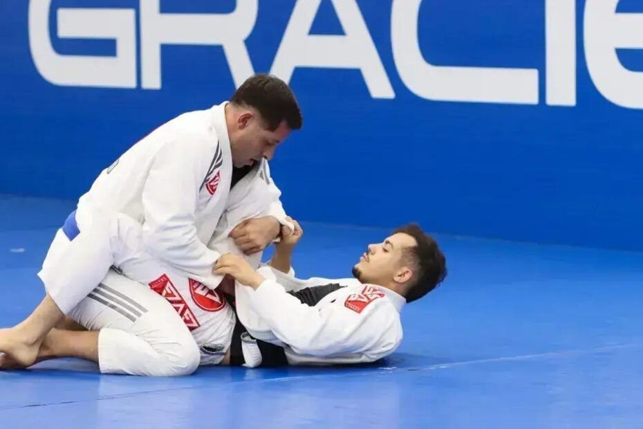Brazilian Jiu-Jitsu vs Wrestling: A Smart Comparison for Beginners