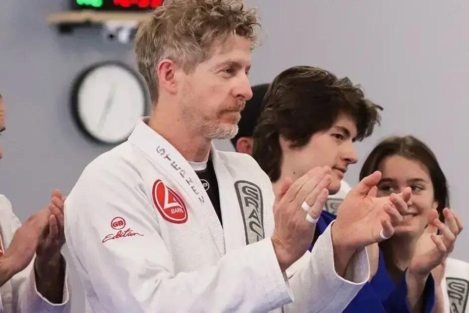 Fundamentals vs. Advanced Jiu-Jitsu Classes: What Is Each One?