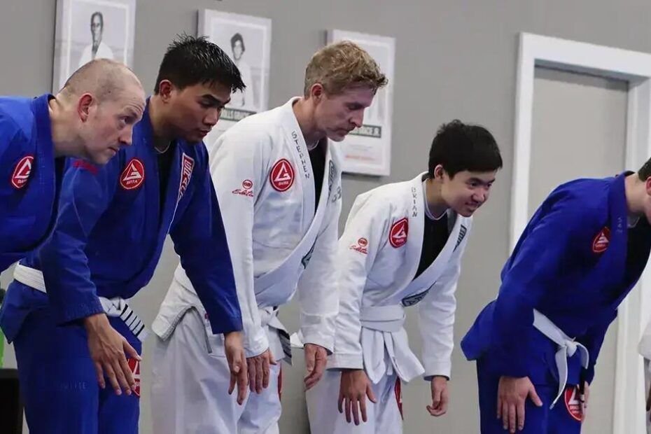 What “Rolling” Means in Jiu-Jitsu (and How It Stays Safe)