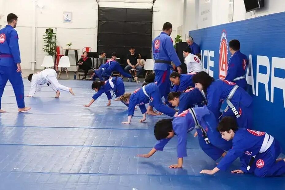 Why Gracie Barra Curriculum Structure Helps People Progress