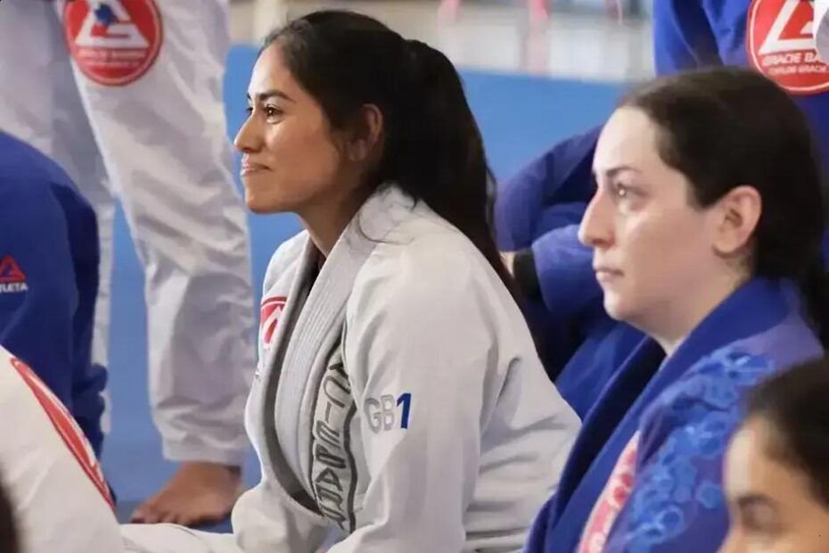 Women-Only vs Mixed Jiu-Jitsu Classes: Which One Should You Choose?